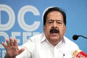 പോലീസ് ഉദ്യോഗസ്ഥരുമായി  ആഭ്യന്തര മന്ത്രി രമേശ് ചെന്നിത്തലയുടെ നേതൃത്വത്തില്‍ ഇന്ന് ഉന്നതതല യോഗം ചേരും.